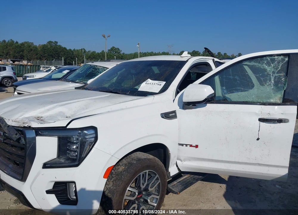 2021 GMC YUKON 4WD AT4 VIN: 1GKS2CKD2MR304019