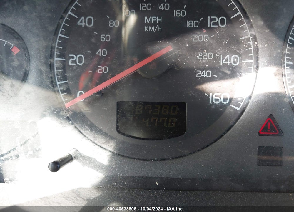 2001 VOLVO V70 XC VIN: YV1SZ58D511007406