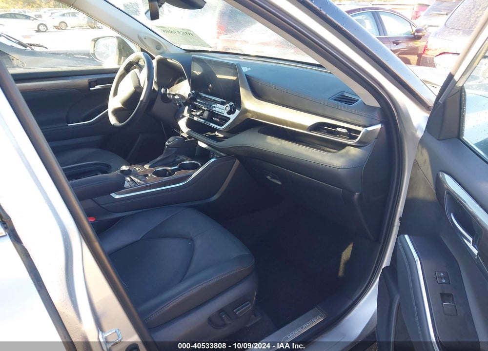 2022 TOYOTA HIGHLANDER LIMITED VIN: 5TDDZRBH2NS218590