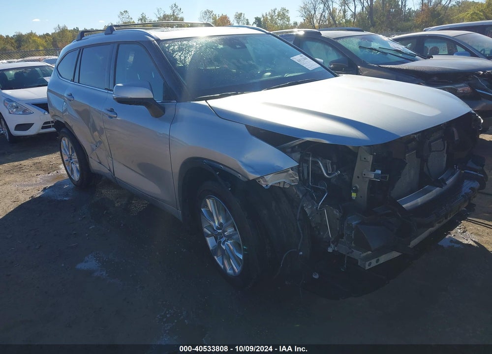 2022 TOYOTA HIGHLANDER LIMITED VIN: 5TDDZRBH2NS218590