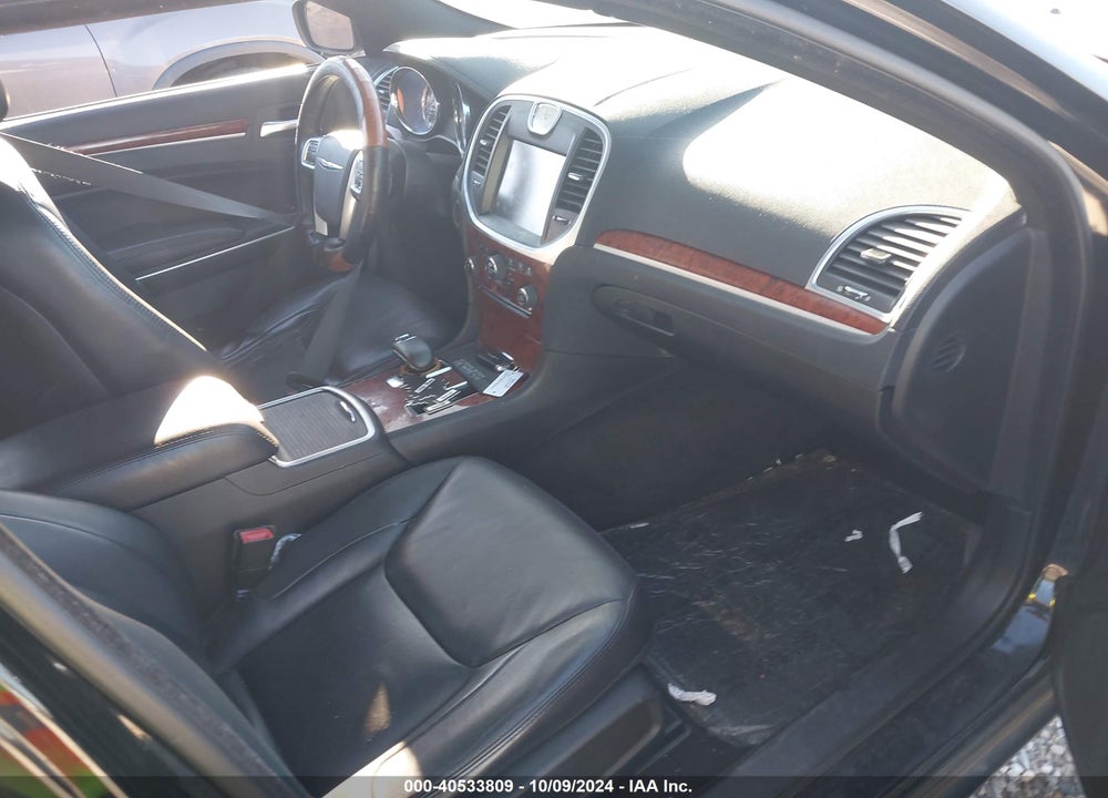 2013 CHRYSLER 300 VIN: 2C3CCAAG3DH504179
