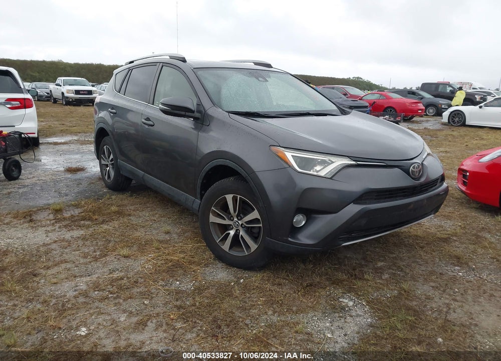 2017 TOYOTA RAV4 XLE VIN: JTMWFREV7HJ127576