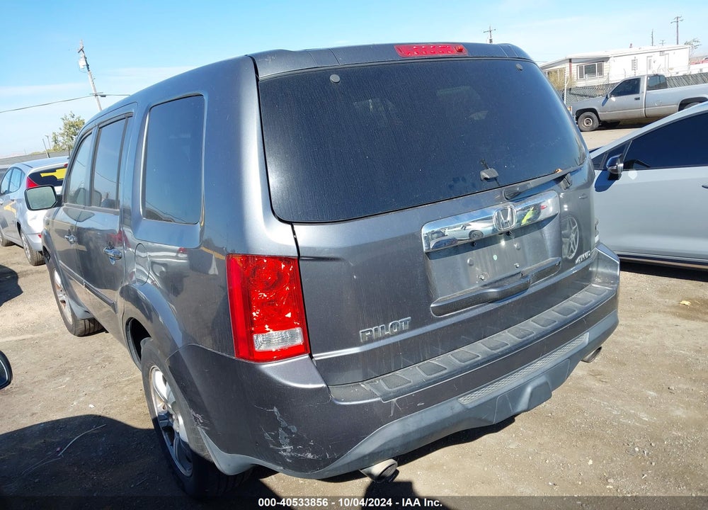 2013 HONDA PILOT EX VIN: 5FNYF4H40DB053014