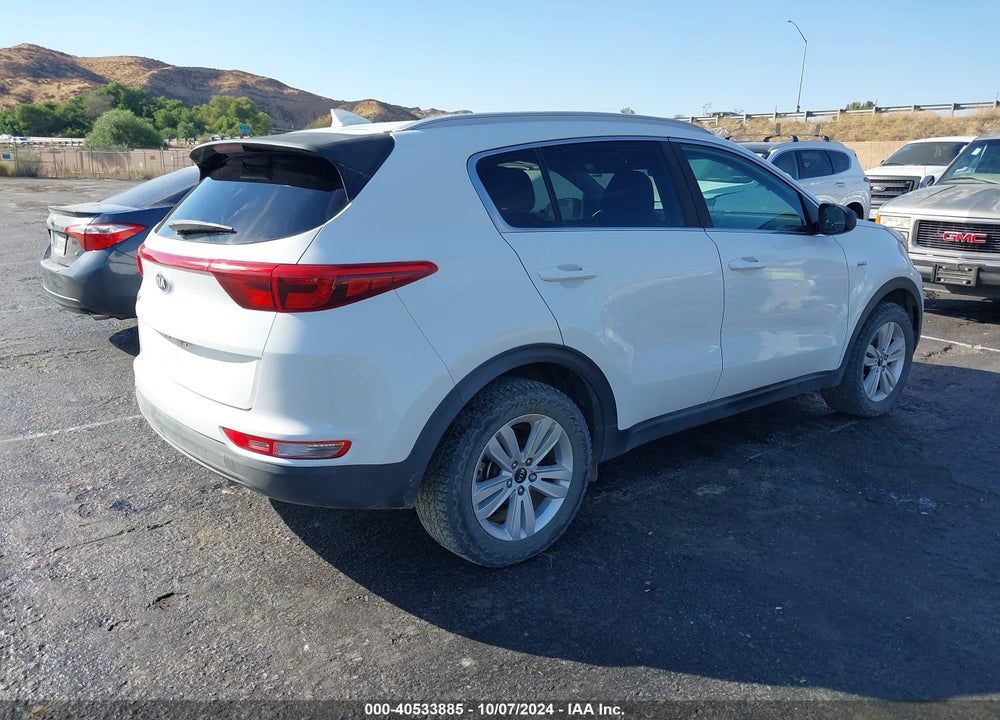 2017 KIA SPORTAGE LX VIN: KNDPMCAC7H7184353