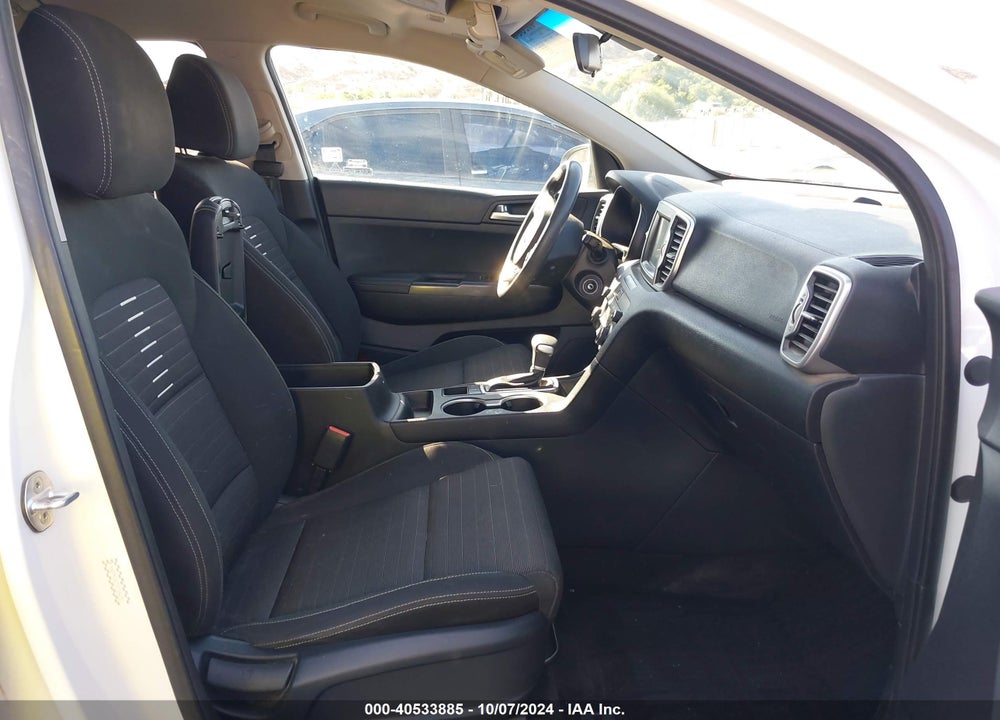 2017 KIA SPORTAGE LX VIN: KNDPMCAC7H7184353