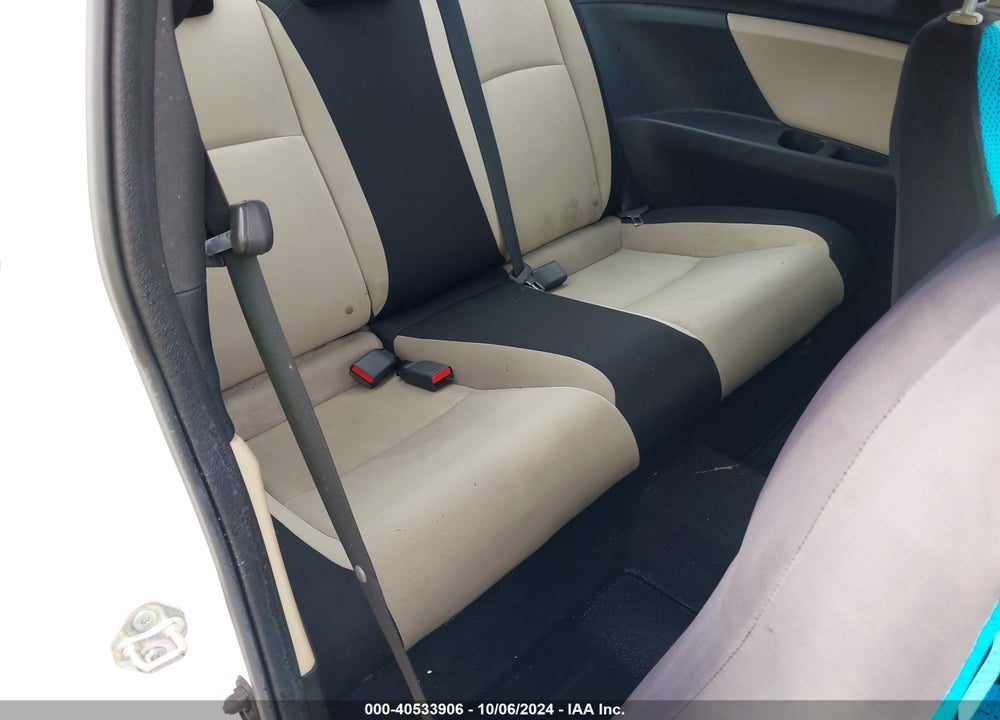 2018 HONDA CIVIC LX-P VIN: 2HGFC4B01JH307133