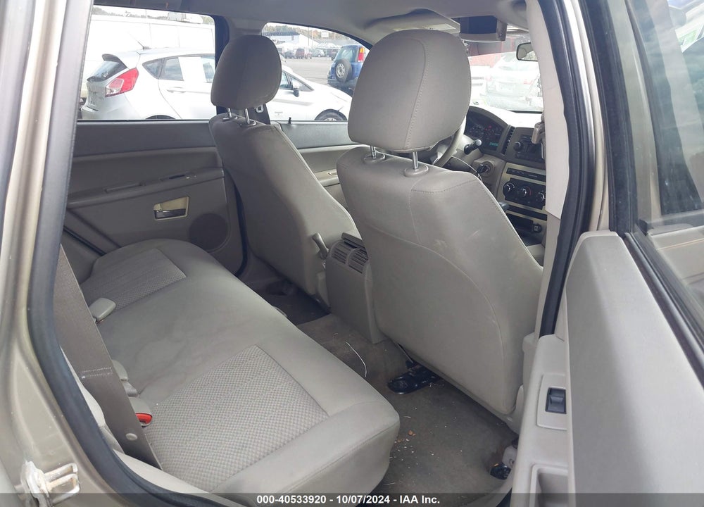 2005 JEEP GRAND CHEROKEE LAREDO VIN: 1J4GR48K05C674957
