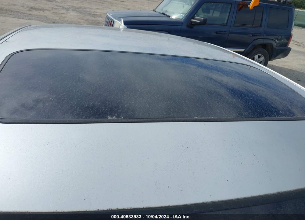 2005 ACURA RL 3.5 VIN: JH4KB16555C003444