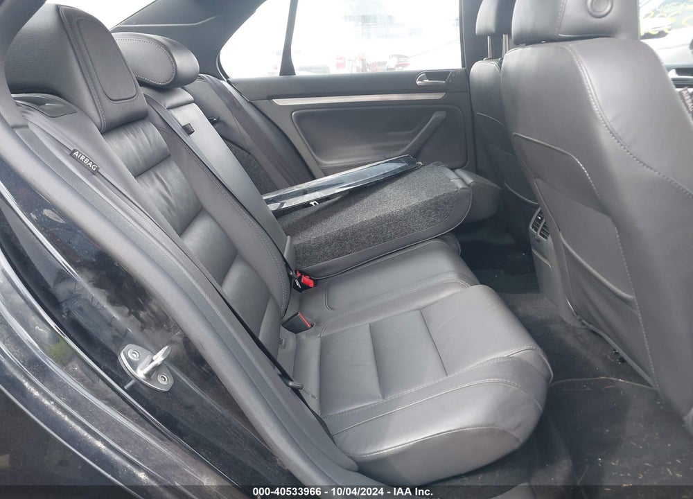 2007 VOLKSWAGEN JETTA GLI VIN: 3VWXJ81KX7M032839