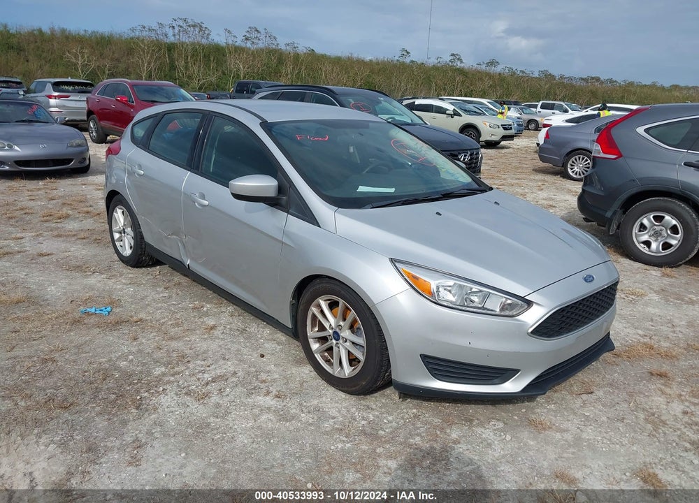 2018 FORD FOCUS SE VIN: 1FADP3K24JL255382