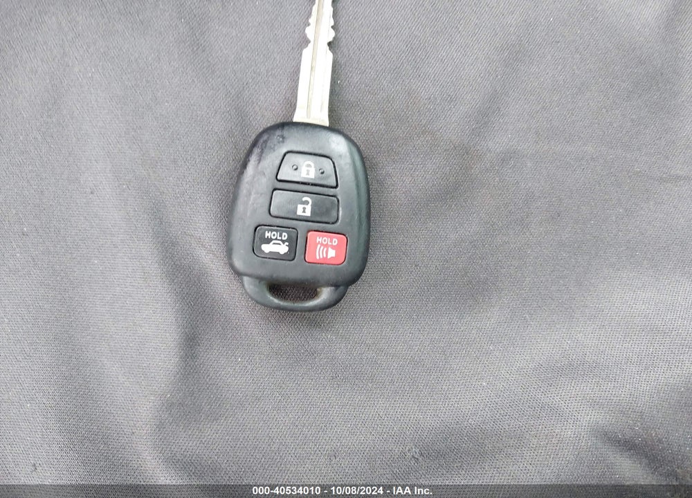 2015 TOYOTA COROLLA LE VIN: 5YFBURHE7FP337281