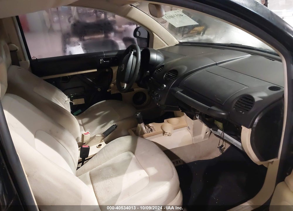 2000 VOLKSWAGEN NEW BEETLE GL VIN: 3VWBC21C5YM445070