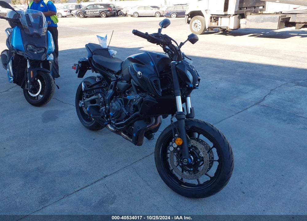 2021 YAMAHA MT07 C VIN: JYARM32Y7MA000363