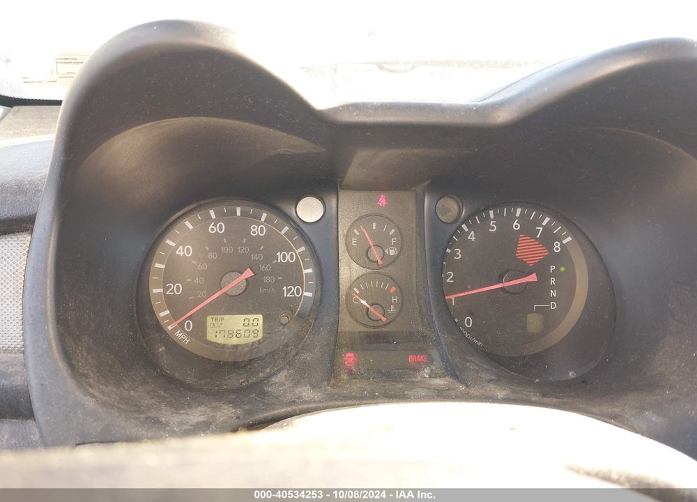 2003 MITSUBISHI OUTLANDER LS VIN: JA4LZ31G63U028330