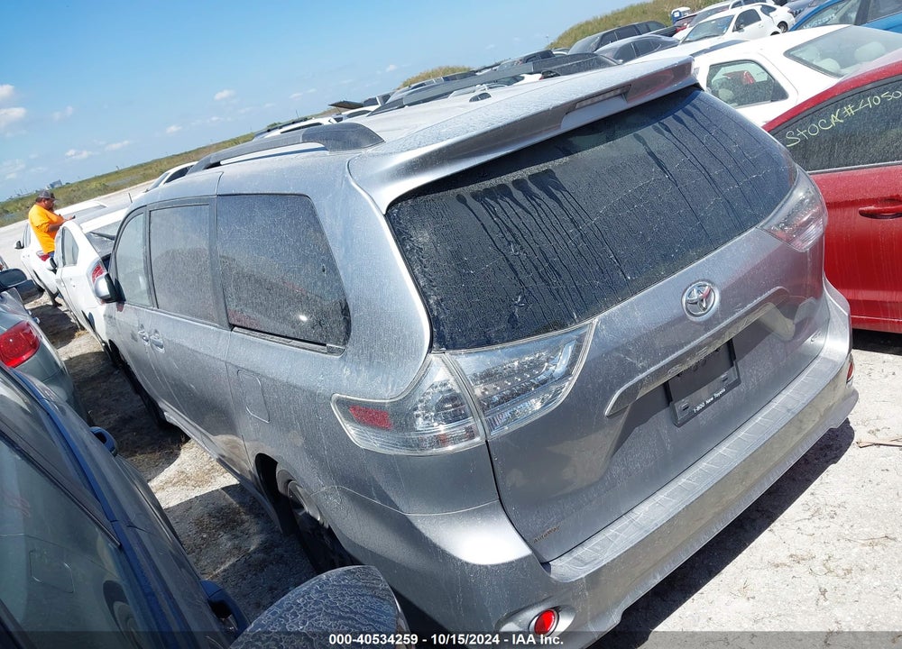 2011 TOYOTA SIENNA SE VIN: 5TDXK3DC0BS107144