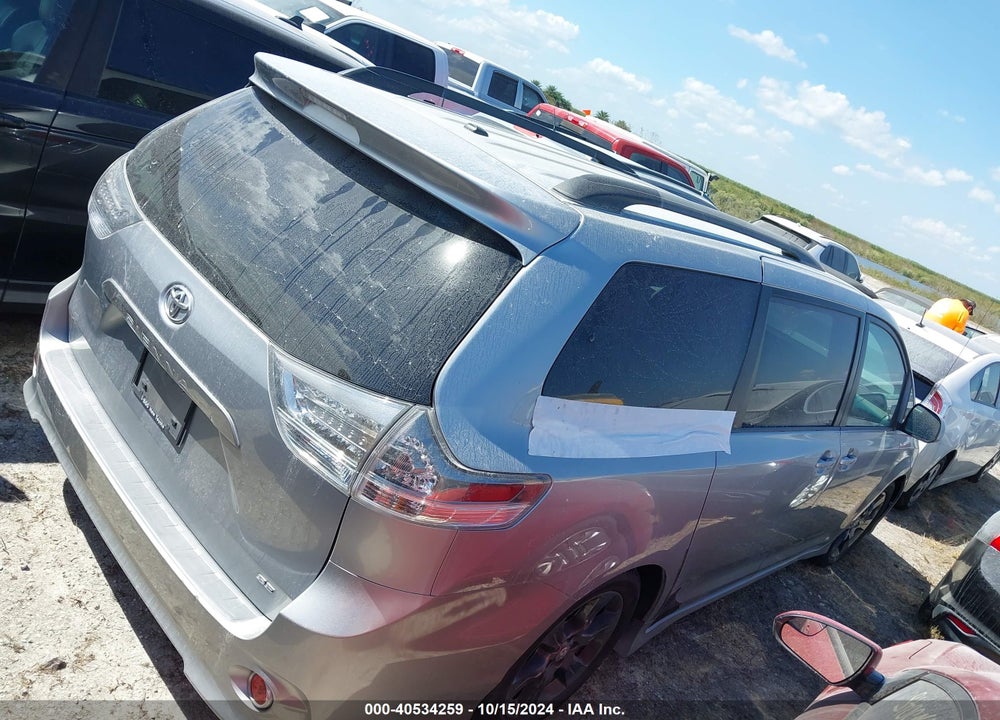 2011 TOYOTA SIENNA SE VIN: 5TDXK3DC0BS107144