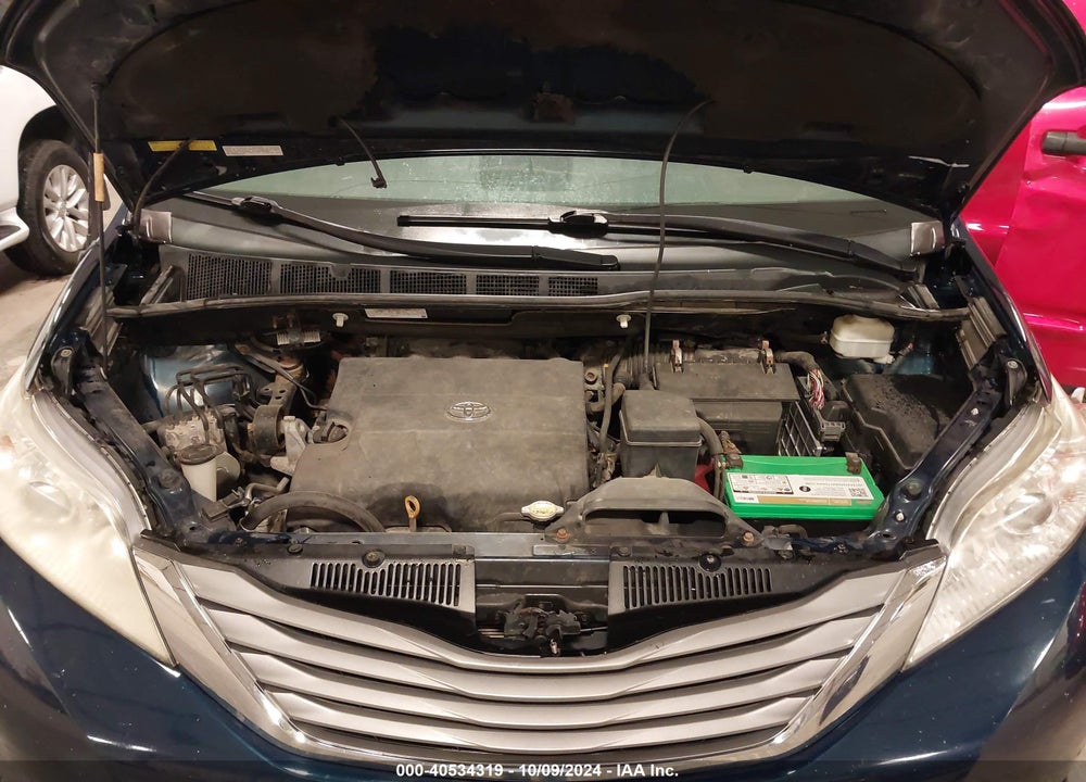 2012 TOYOTA SIENNA XLE 7 PASSENGER VIN: 5TDDK3DC8CS030821