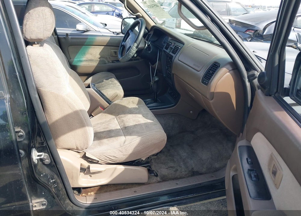2000 TOYOTA 4RUNNER SR5 V6 VIN: JT3GN86R4Y0142856