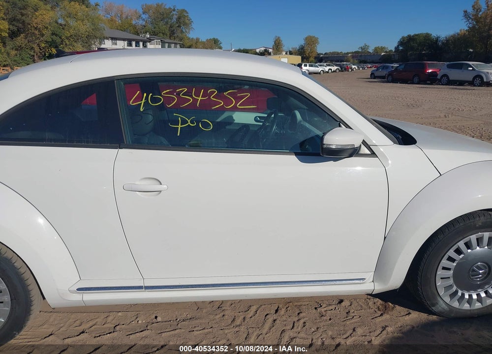 2014 VOLKSWAGEN BEETLE 2.5L VIN: 3VWJX7AT4EM612169