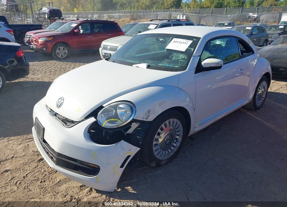 2014 VOLKSWAGEN BEETLE 2.5L VIN: 3VWJX7AT4EM612169