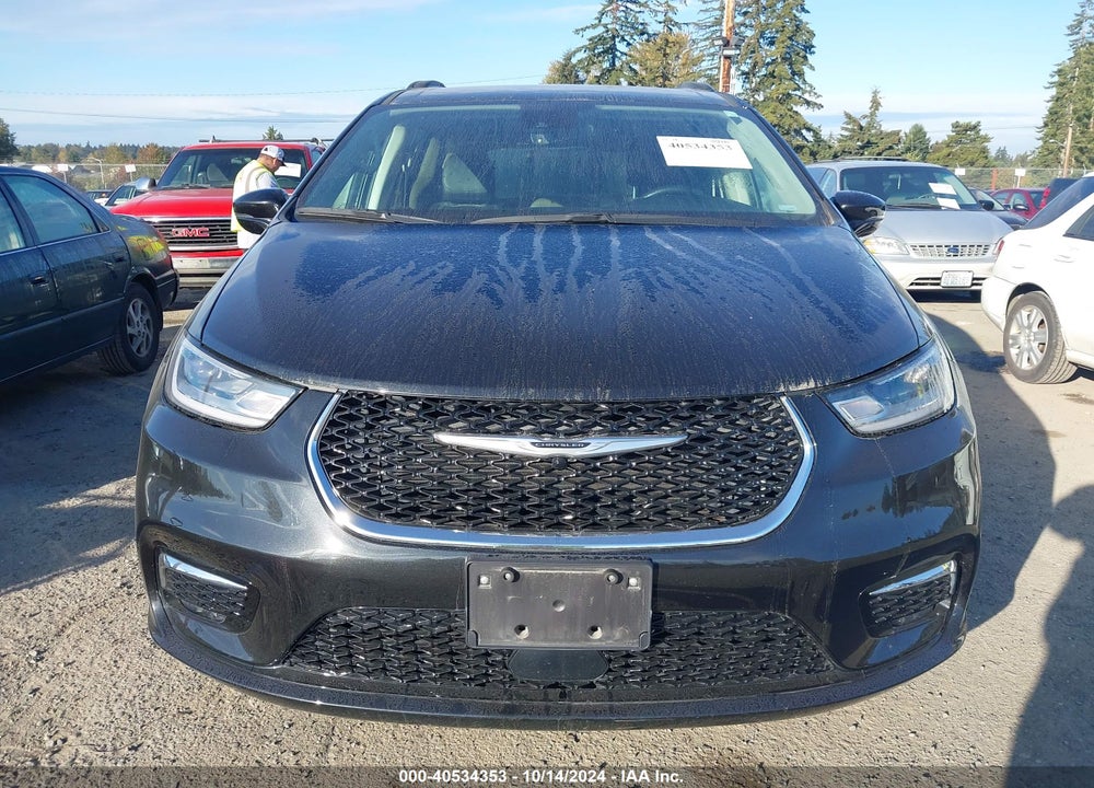 2022 CHRYSLER PACIFICA TOURING L VIN: 2C4RC1BG3NR170140