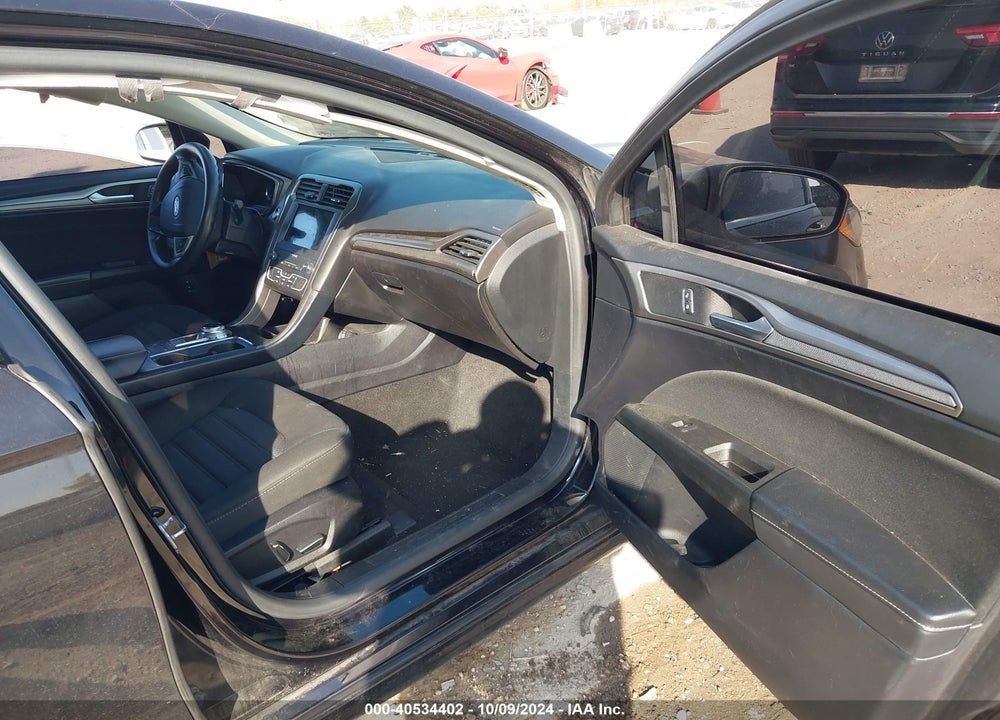 2019 FORD FUSION HYBRID SE VIN: 3FA6P0LUXKR119591
