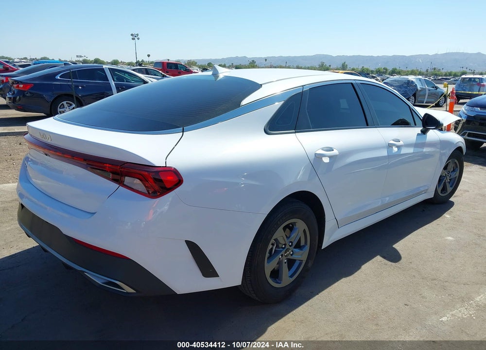 2022 KIA K5 LX VIN: 5XXG24J23NG123748