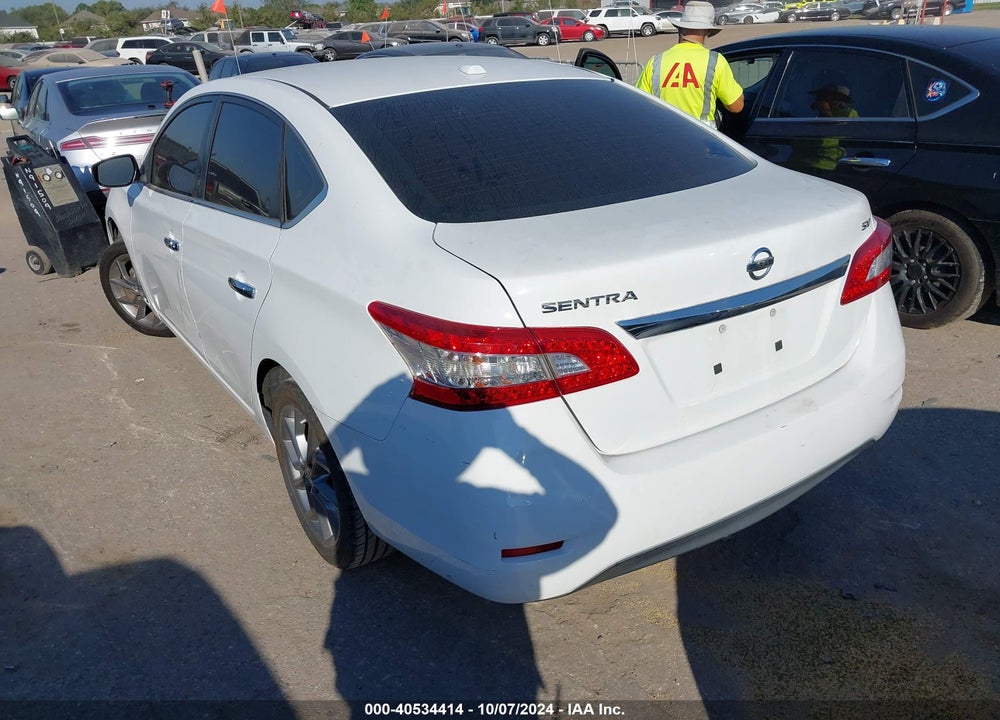 2015 NISSAN SENTRA SV VIN: 3N1AB7AP4FY320457