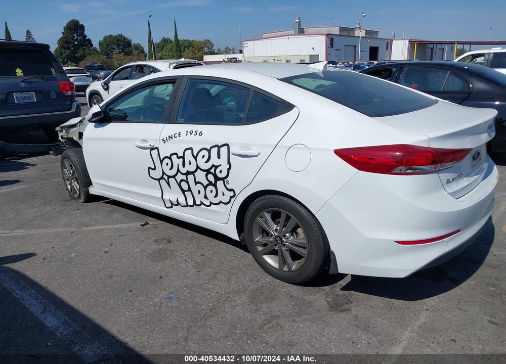 2018 HYUNDAI ELANTRA SEL VIN: 5NPD84LF1JH278279