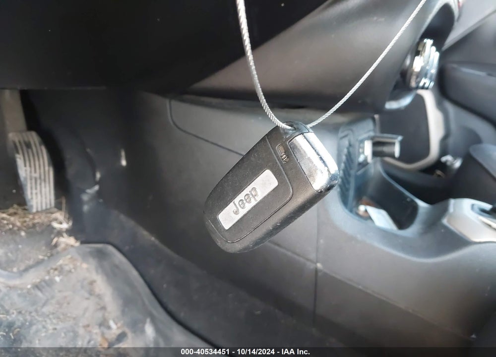 2016 JEEP RENEGADE LATITUDE VIN: ZACCJABT7GPC59399