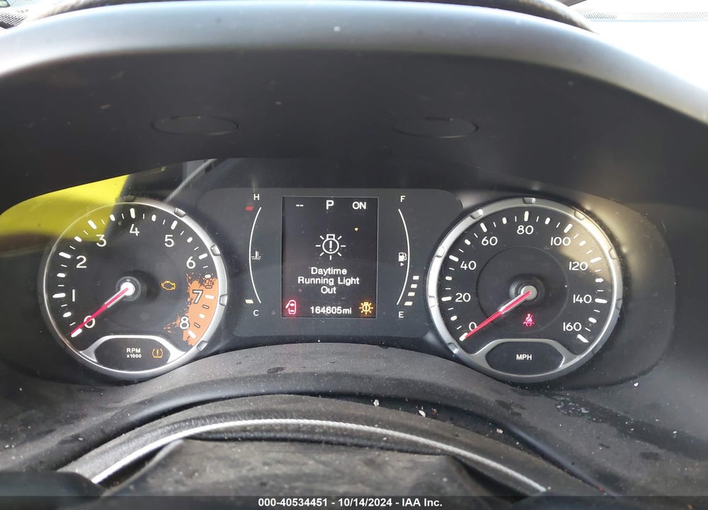 2016 JEEP RENEGADE LATITUDE VIN: ZACCJABT7GPC59399