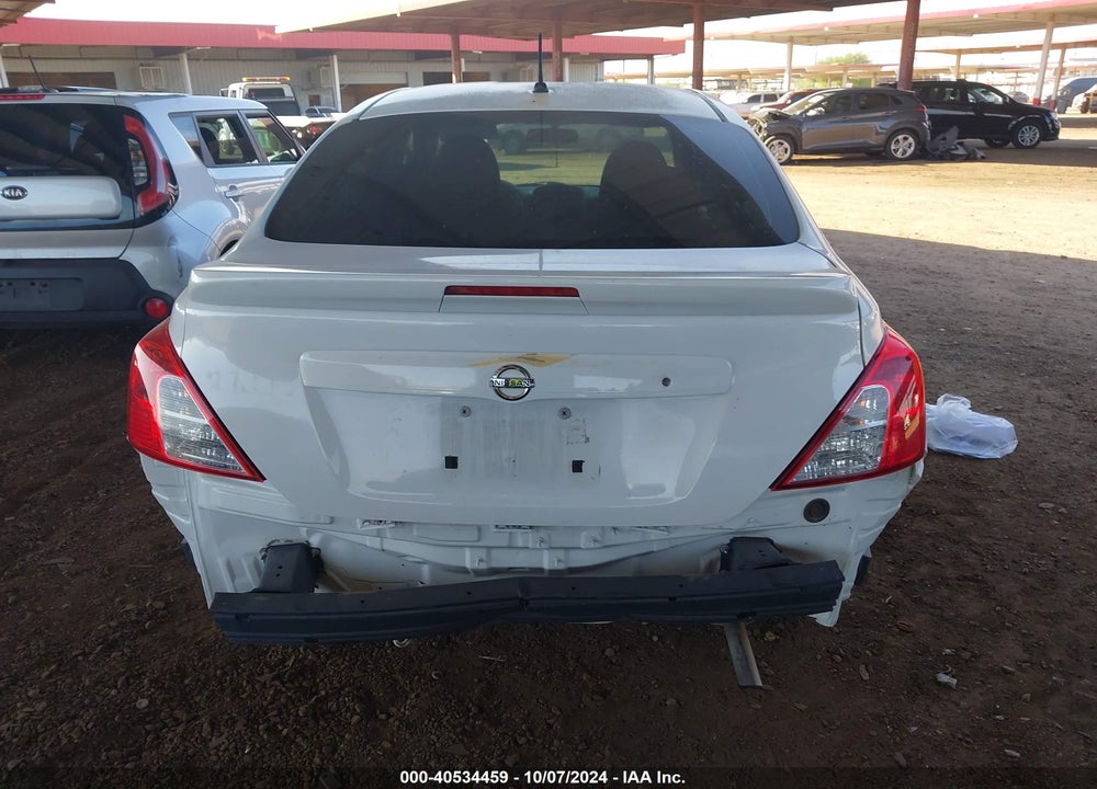 2015 NISSAN VERSA 1.6 S+ VIN: 3N1CN7AP2FL948823