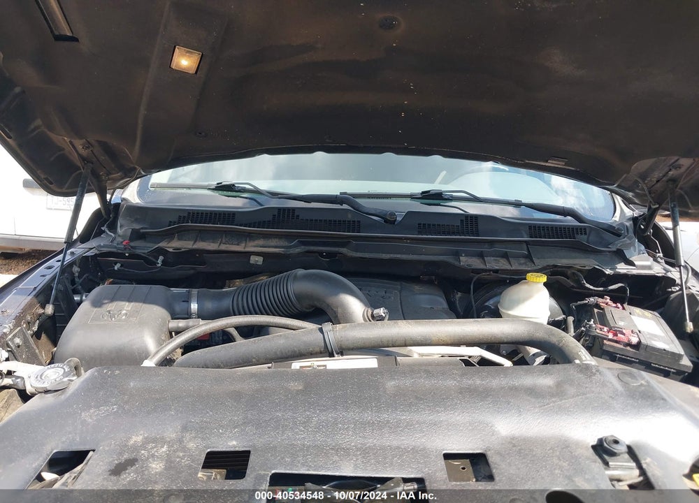 2016 RAM 1500 VIN: 3C6RR6LT3GG292410