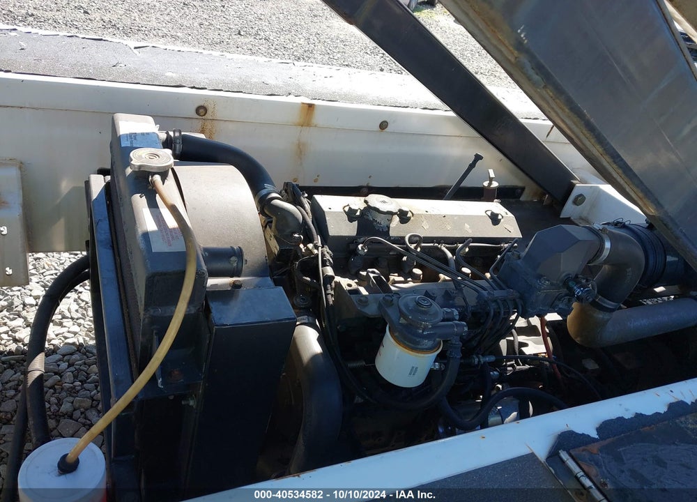 2008 EQUIPMENT BELTLOADER VIN: 00000000000008703