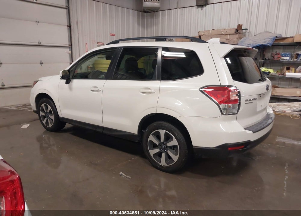 2017 SUBARU FORESTER 2.5I PREMIUM VIN: JF2SJAGC0HH548915