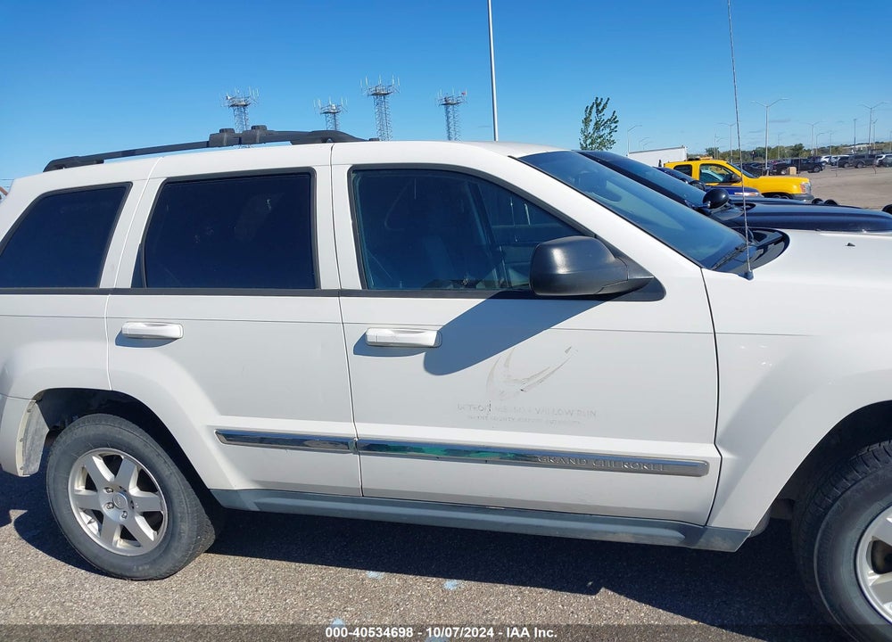 2010 JEEP GRAND CHEROKEE LAREDO VIN: 1J4RR4GT7AC110137