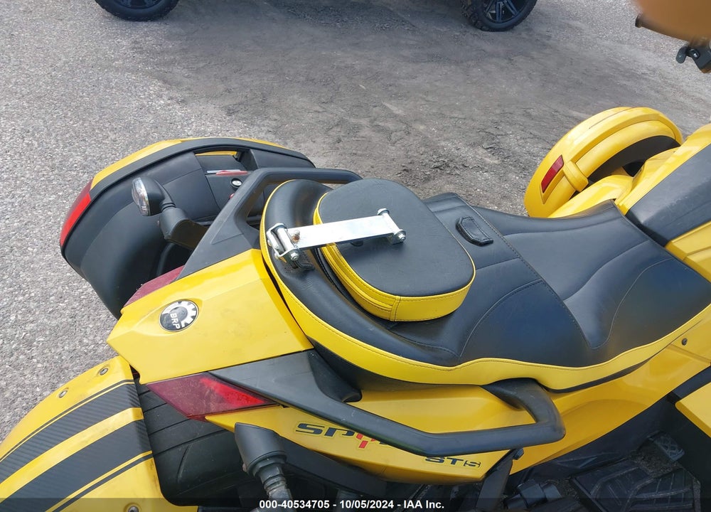 2013 CAN-AM SPYDER ROADSTER ST/STS/ST LIMITED VIN: 2BXNCBC11DV000931