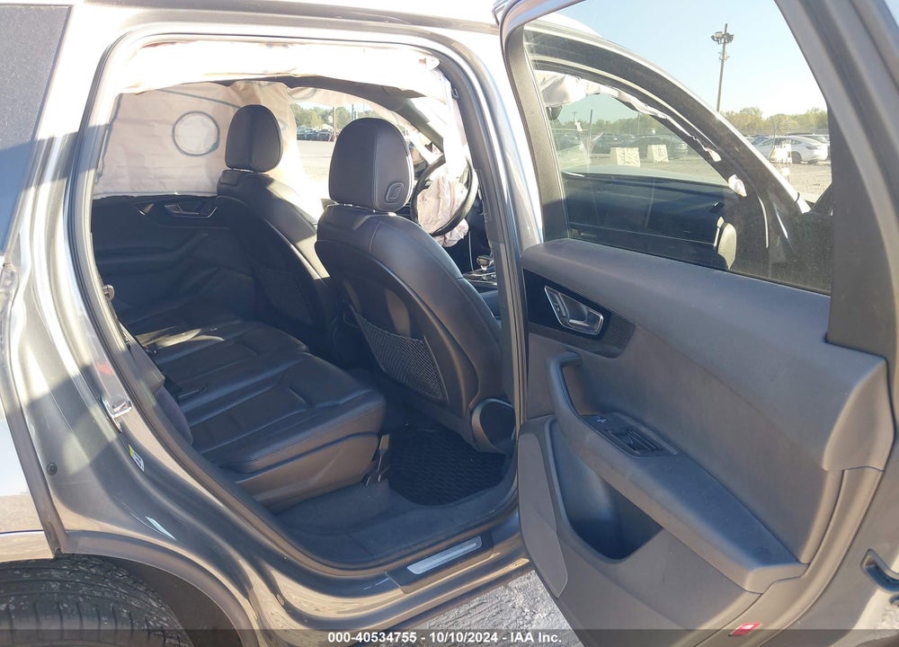2017 AUDI Q7 3.0T PREMIUM VIN: WA1LAAF71HD017084