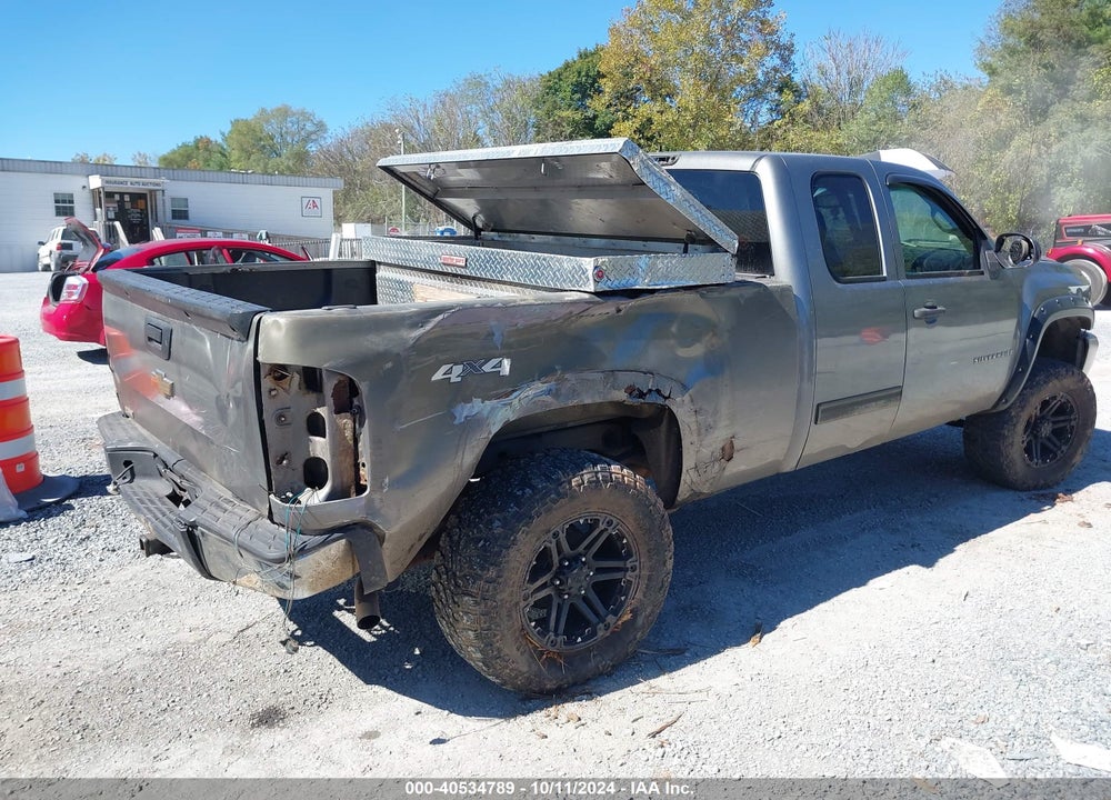 2009 CHEVROLET SILVERADO 1500 LT VIN: 1GCEK290X9Z151192