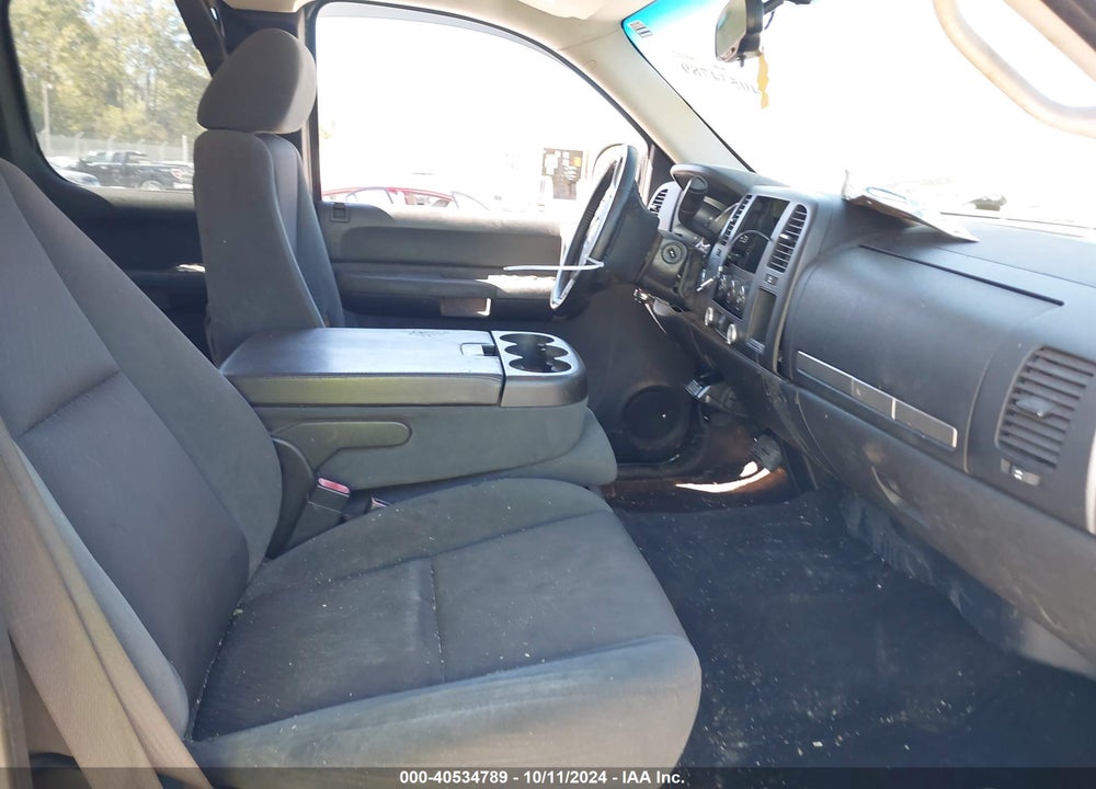 2009 CHEVROLET SILVERADO 1500 LT VIN: 1GCEK290X9Z151192
