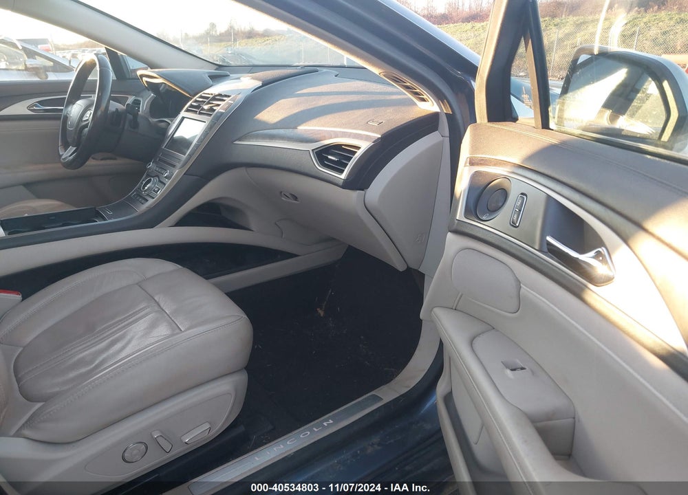 2019 LINCOLN MKZ RESERVE II VIN: 3LN6L5F92KR601462