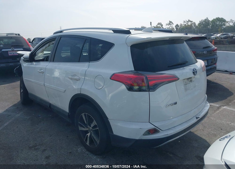 2016 TOYOTA RAV4 XLE VIN: JTMWFREV8GJ083554