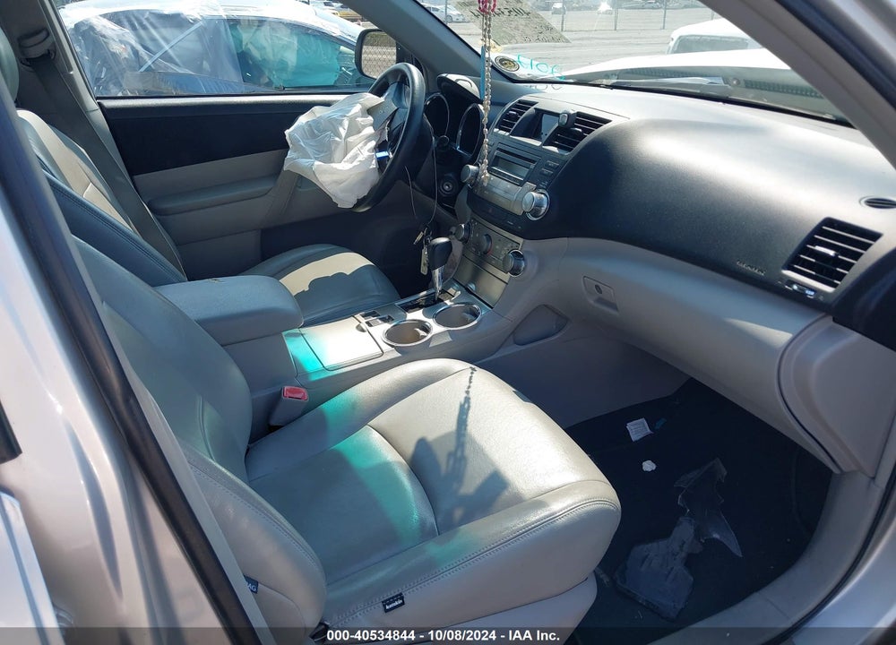 2012 TOYOTA HIGHLANDER VIN: 5TDZA3EH5CS022582