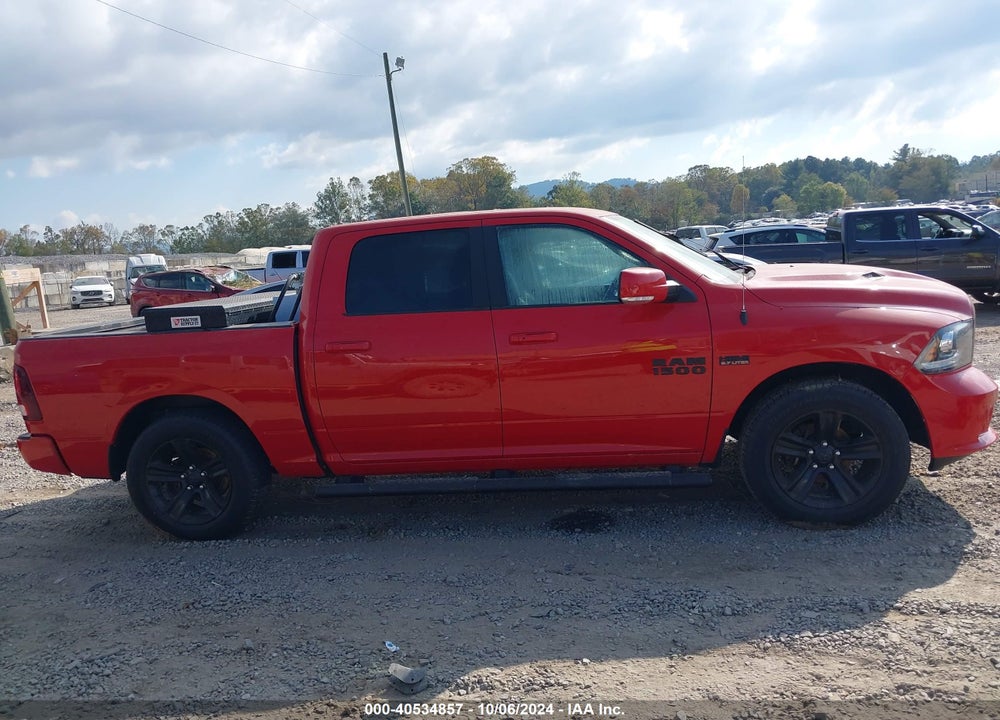 2017 RAM 1500 NIGHT 4X4 5'7 BOX VIN: 1C6RR7MT9HS600338