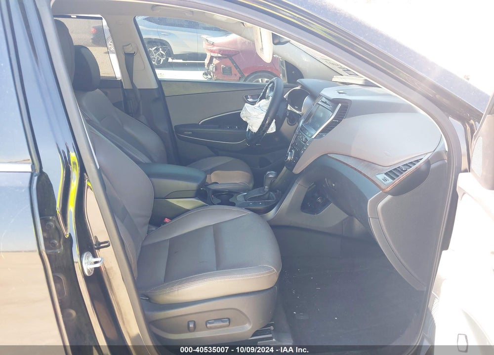 2018 HYUNDAI SANTA FE VIN: KM8SR4HF0JU283147
