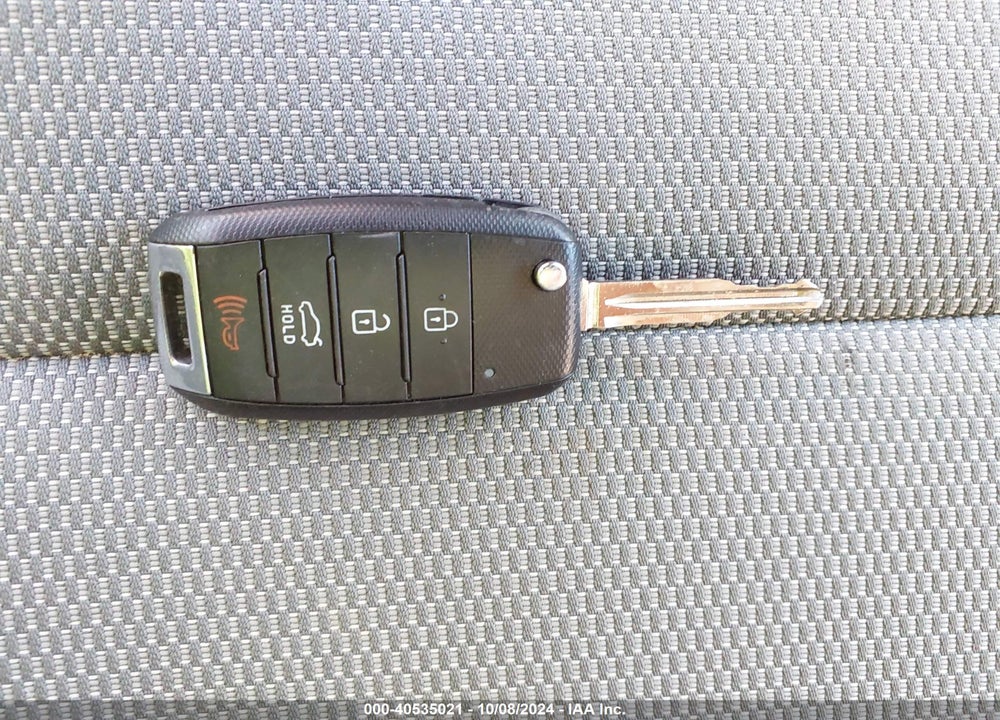 2017 KIA FORTE LX VIN: 3KPFK4A76HE081516