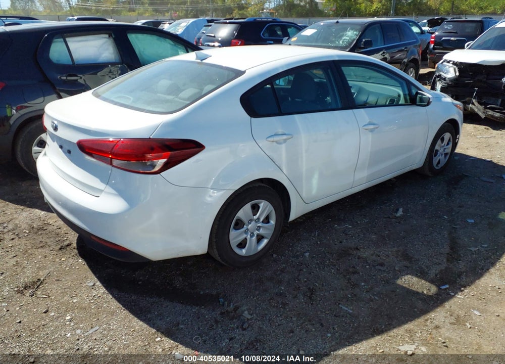 2017 KIA FORTE LX VIN: 3KPFK4A76HE081516