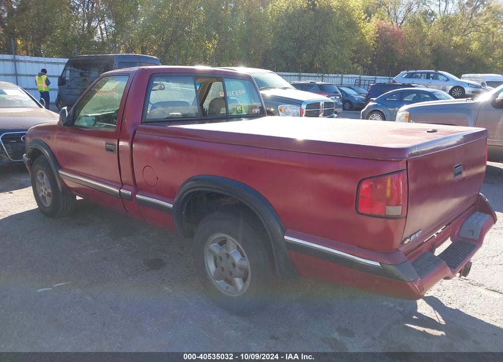 1996 CHEVROLET S TRUCK S10 VIN: 1GCDT14X1T8100183