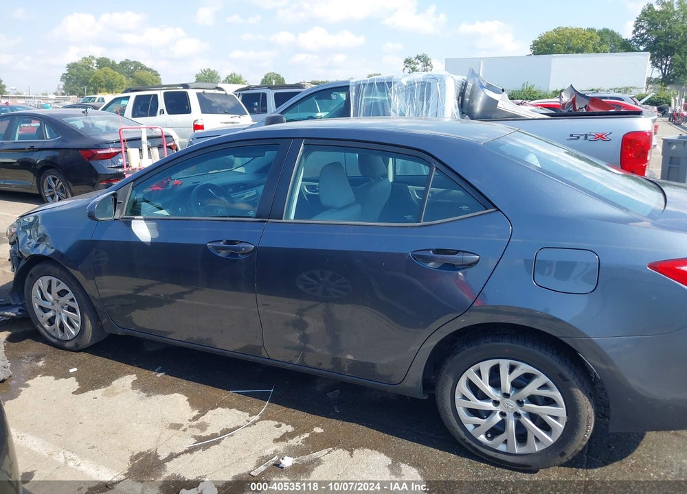 2017 TOYOTA COROLLA LE VIN: 2T1BURHE8HC925578