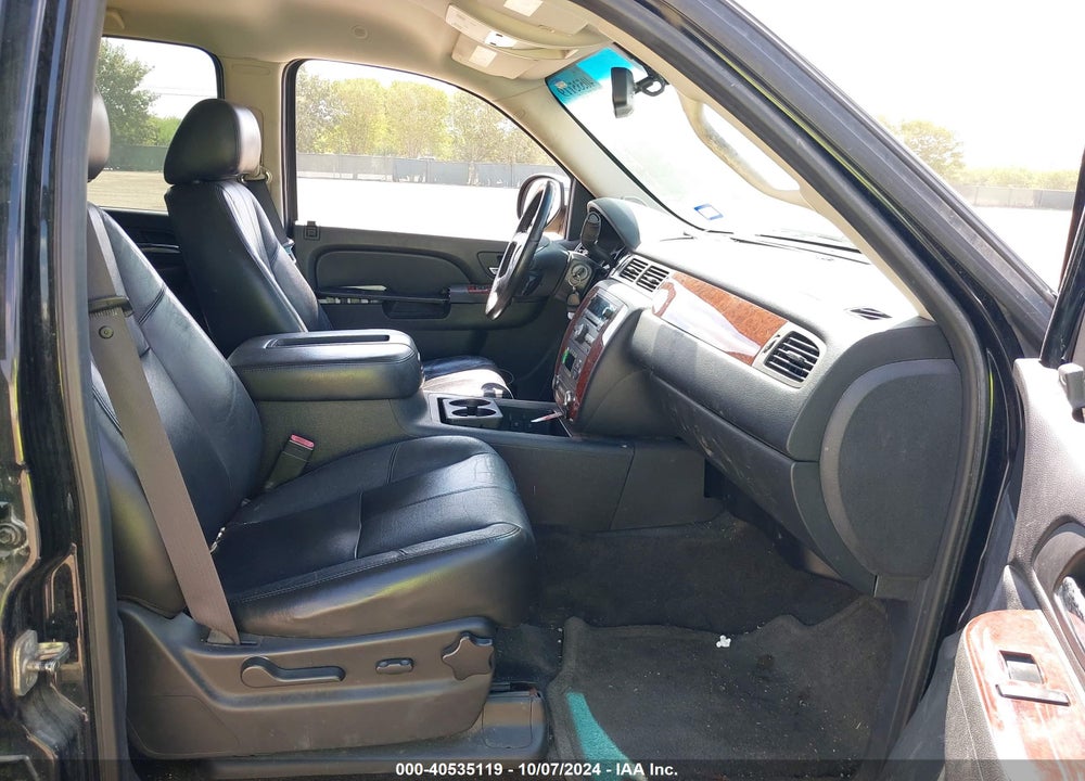 2011 CHEVROLET AVALANCHE 1500 LT1 VIN: 3GNMCFE05BG383329